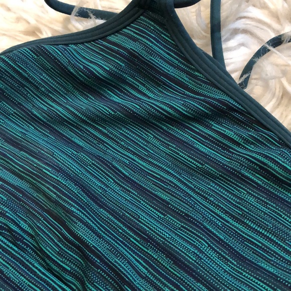 🧘🏻♀️ Lululemon Make A Move Sports Bra 🧘🏻♀️ - Picture 4 of 7